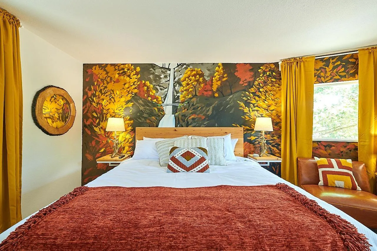 **  Kenton Hotel Portland USA